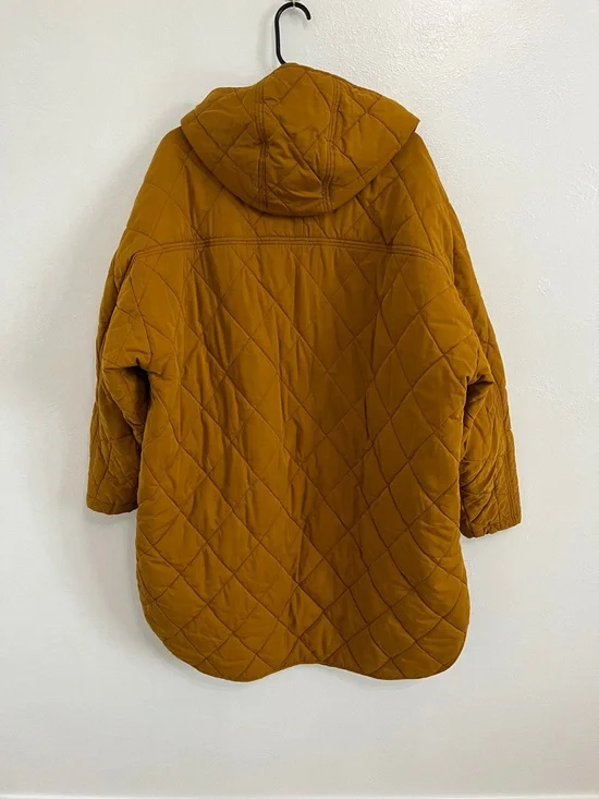 Calia Quilted Hooded Coat in Mustard Yellow - Picture 5 of 5